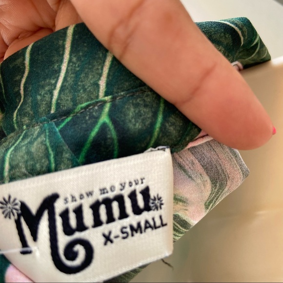 Show Me Your Mumu Tropical Leaf Button Up Blouse - Picture 4 of 4